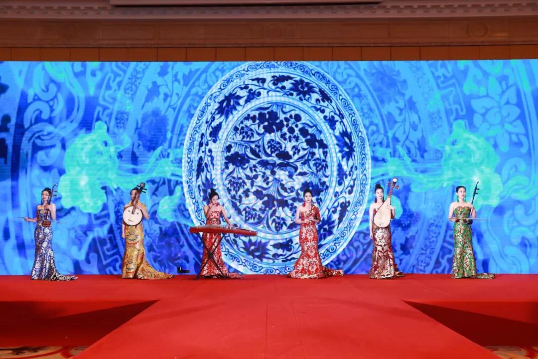 熱烈慶?!白兏飫?chuàng)新 揚(yáng)帆未來”北京中成康富2019年合伙人年會(huì)勝利召開 熱烈慶?!白兏飫?chuàng)新 揚(yáng)帆未來”北京中成康富2019年合伙人年會(huì)勝利召開