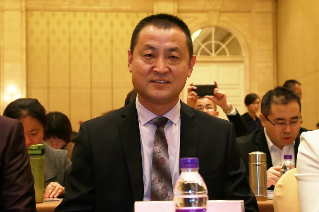 熱烈慶?!白兏飫?chuàng)新 揚(yáng)帆未來”北京中成康富2019年合伙人年會(huì)勝利召開 熱烈慶祝“變革創(chuàng)新 揚(yáng)帆未來”北京中成康富2019年合伙人年會(huì)勝利召開